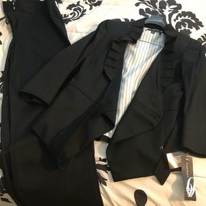 Nine West suit